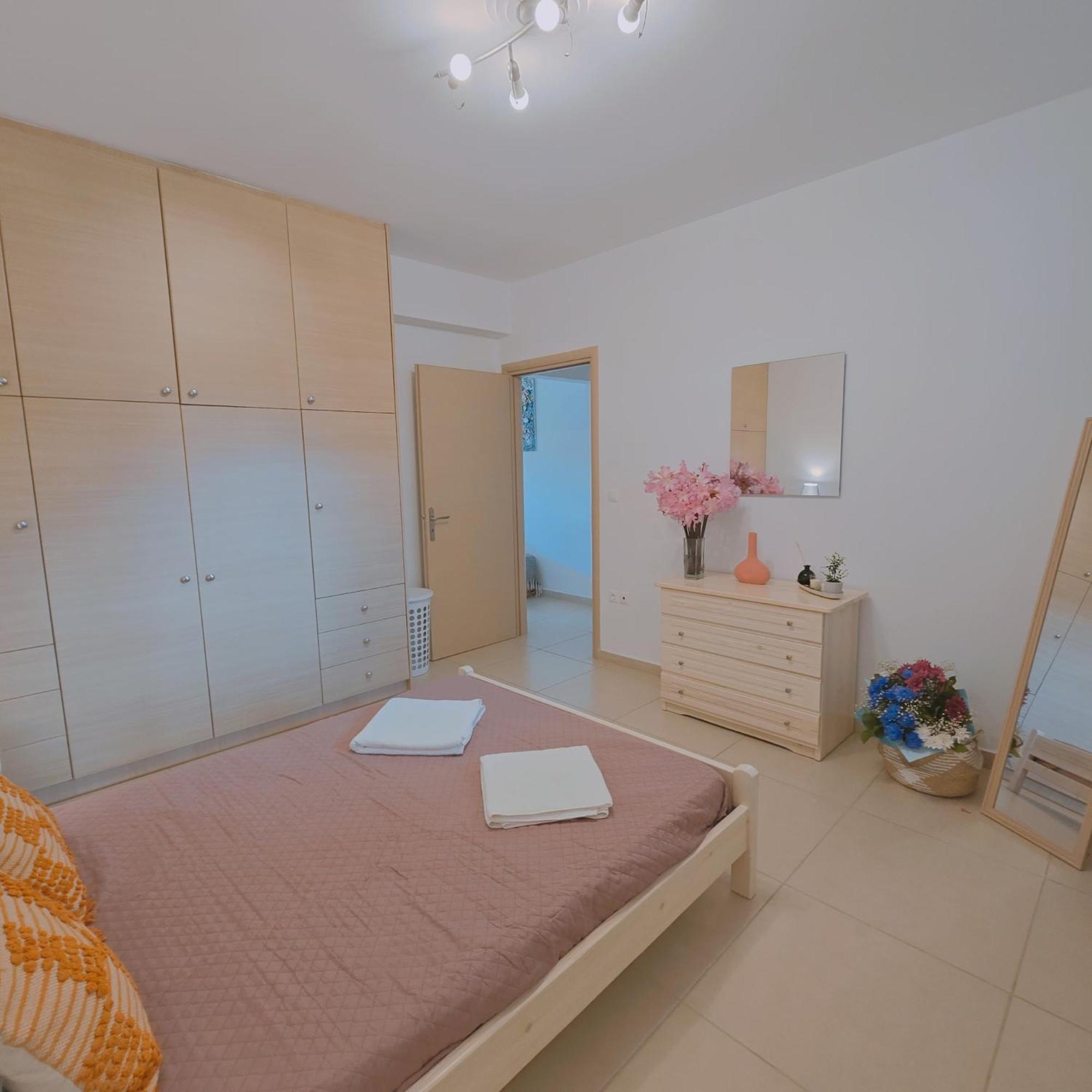 Lakithra Apartments Eksteriør billede