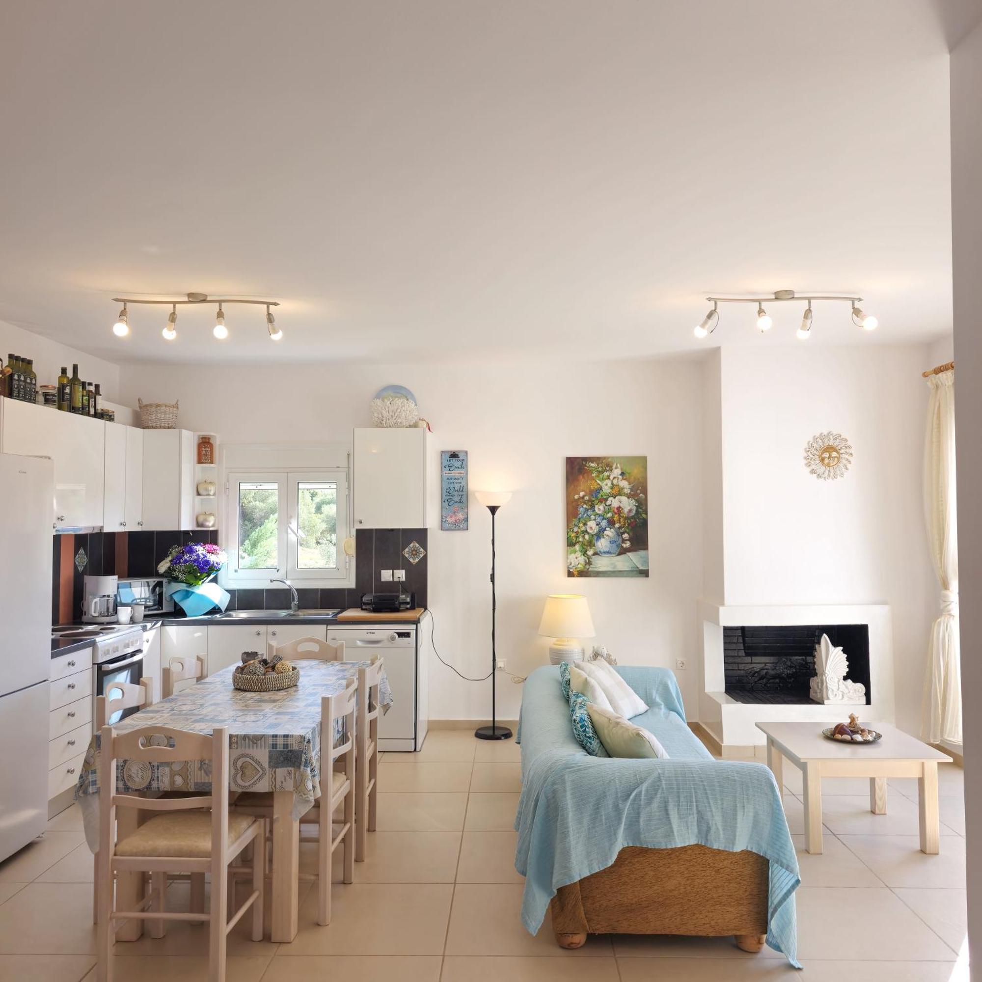 Lakithra Apartments Værelse billede